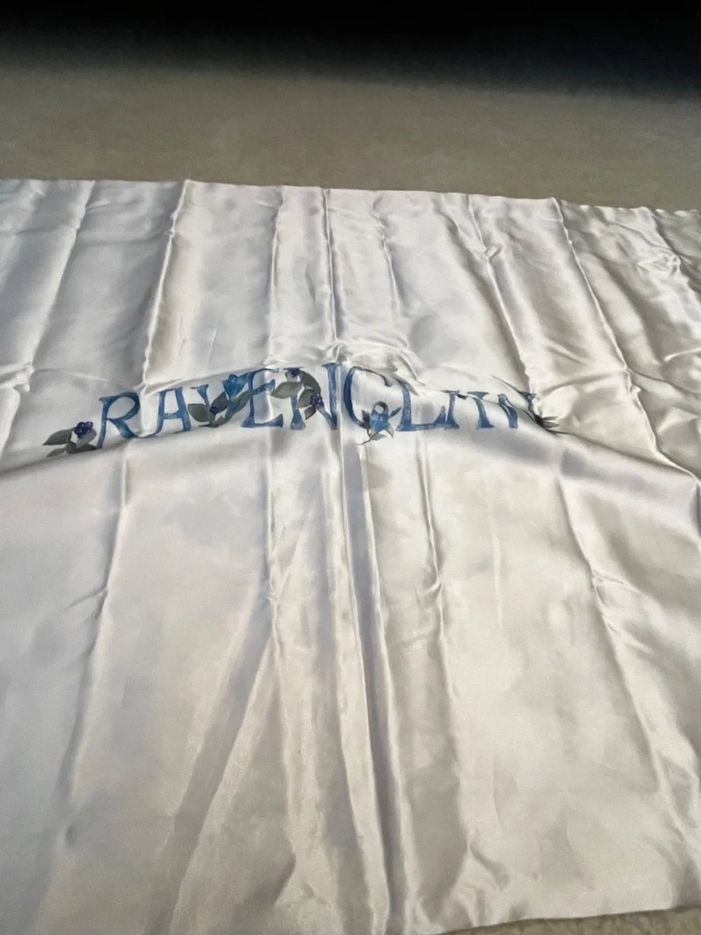 Kitsch x Harry Potter Satin Pillowcase in Ravenclaw - King